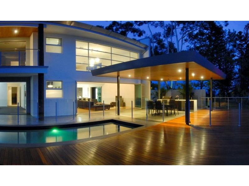 13 Waterview Street, Bundall QLD 4217