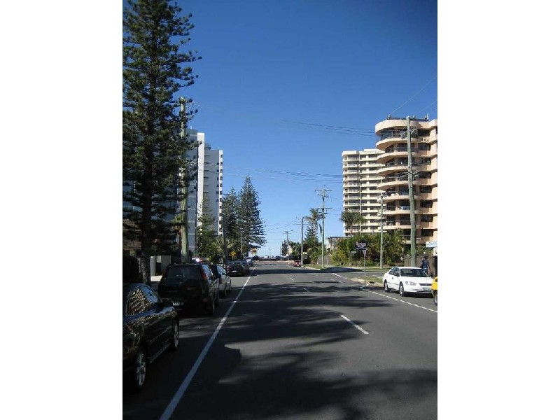 11 Mari Court.Wharf Road, Surfers Paradise QLD 4217