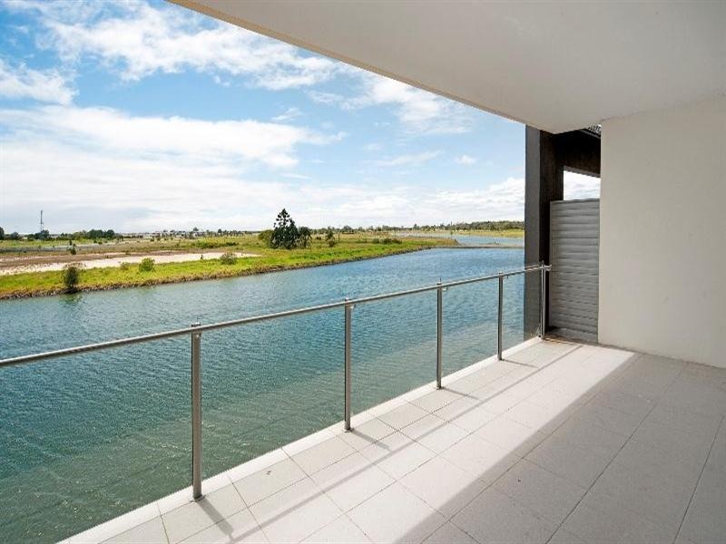 134 Penderaat, Hope Island QLD 4212