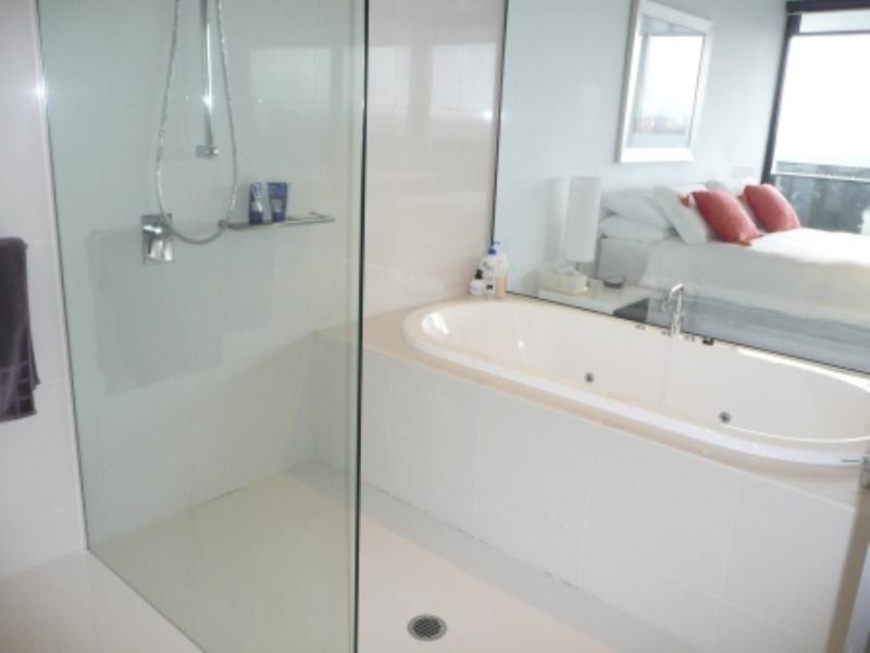 2257-9 Ferny Avenue, Surfers Paradise QLD 4217