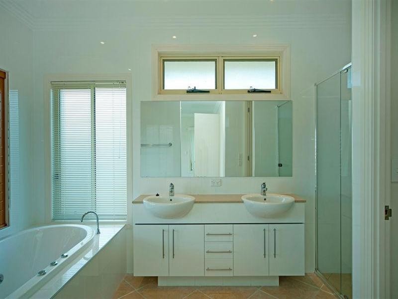 7410 Ellensbrook Drive, Hope Island QLD 4212