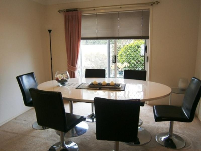 1/25 Burra Street, Chevron Island QLD 4217