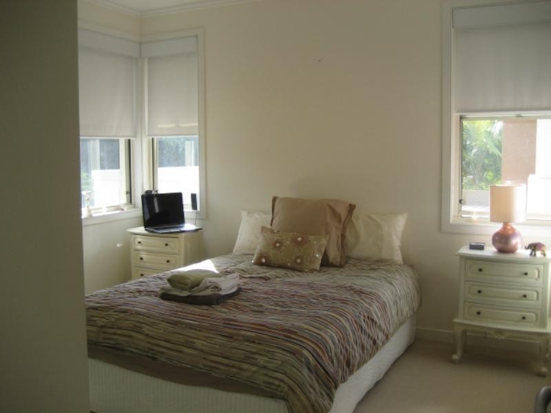 6017 Calardo Avenue, Hope Island QLD 4212