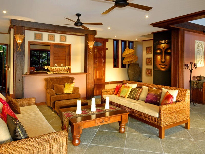 83 Allambi Avenue, Broadbeach Waters QLD 4218