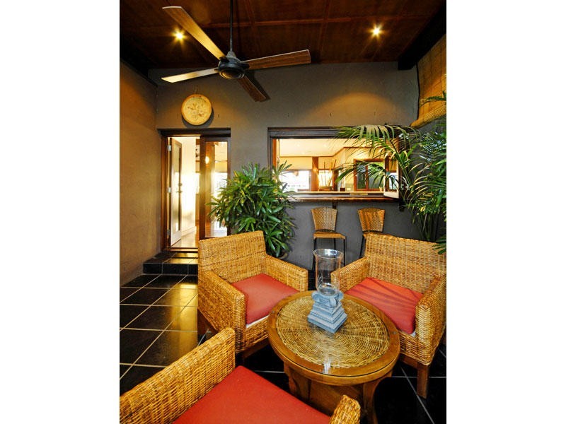 83 Allambi Avenue, Broadbeach Waters QLD 4218