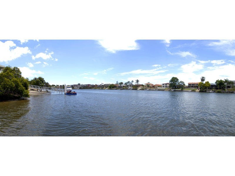 9 Villoresi, 17 Marseille Court, Sorrento QLD 4217