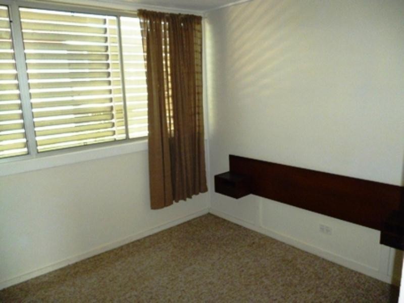 6/9 Weemala Street, Chevron Island QLD 4217