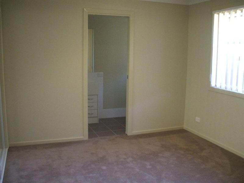 3 Heron Close, Coomera QLD 4209