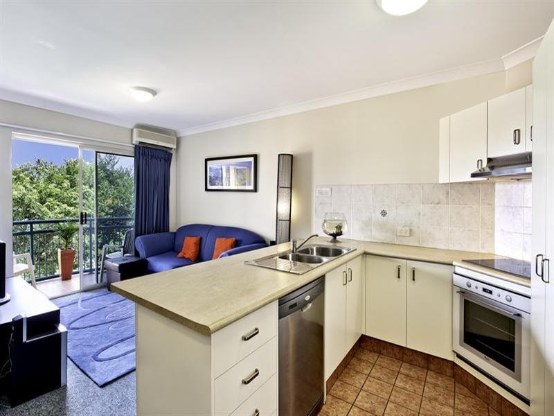 40 Burra Street, Surfers Paradise QLD 4217