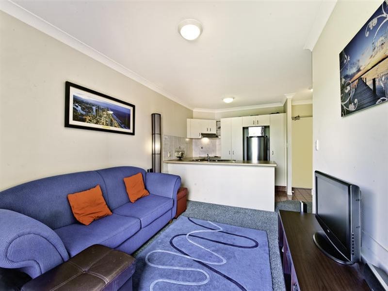 40 Burra Street, Surfers Paradise QLD 4217