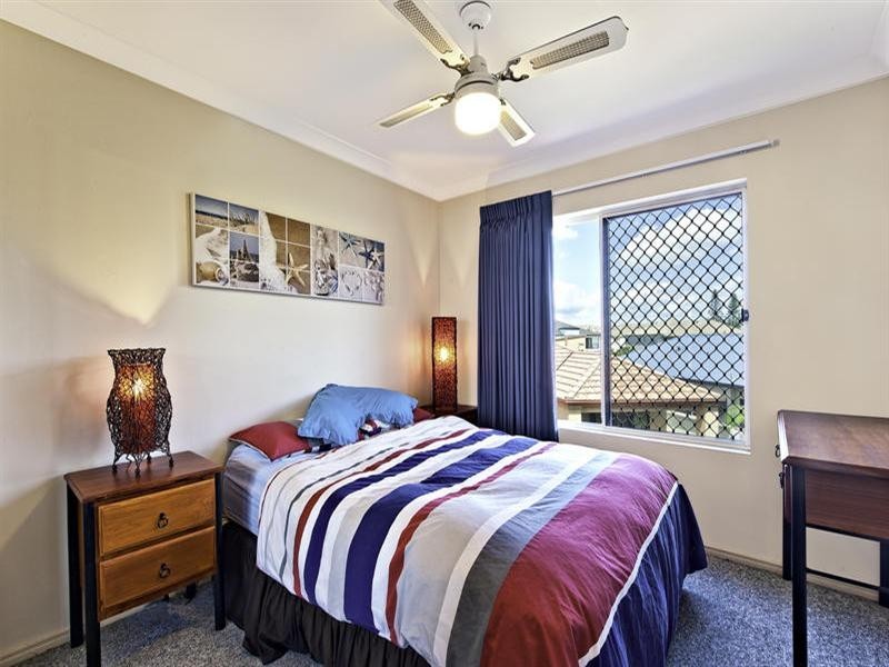 40 Burra Street, Surfers Paradise QLD 4217