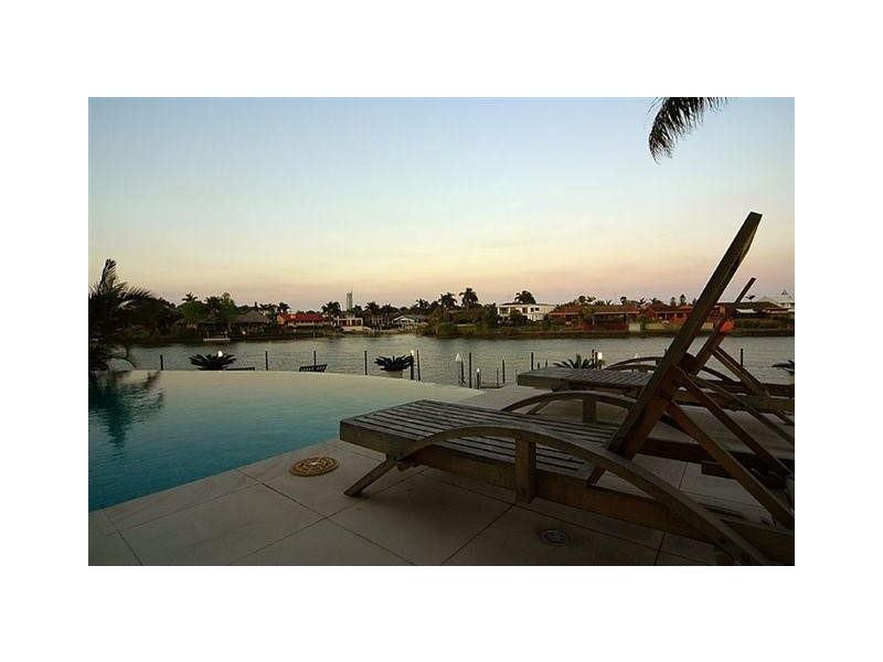 20 Marseille Court, Bundall QLD 4217