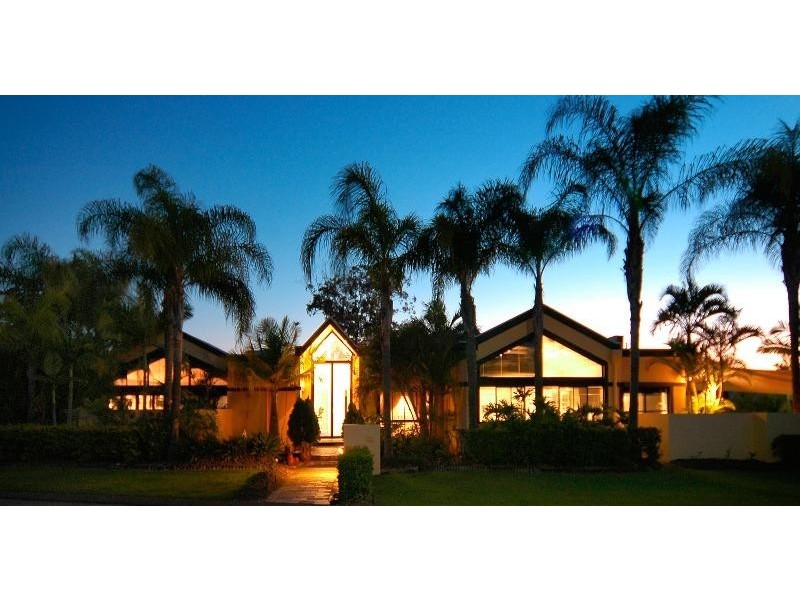 5810 Bayview Walk, Sanctuary Cove QLD 4212