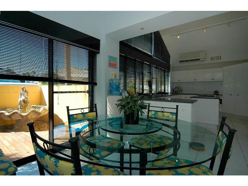 5810 Bayview Walk, Sanctuary Cove QLD 4212