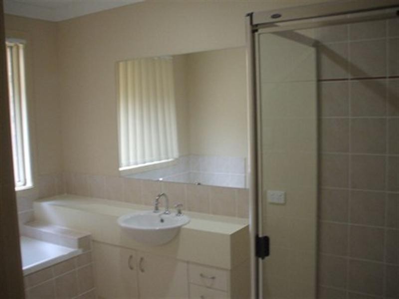 22 Bailer St Coomera, Coomera QLD 4209