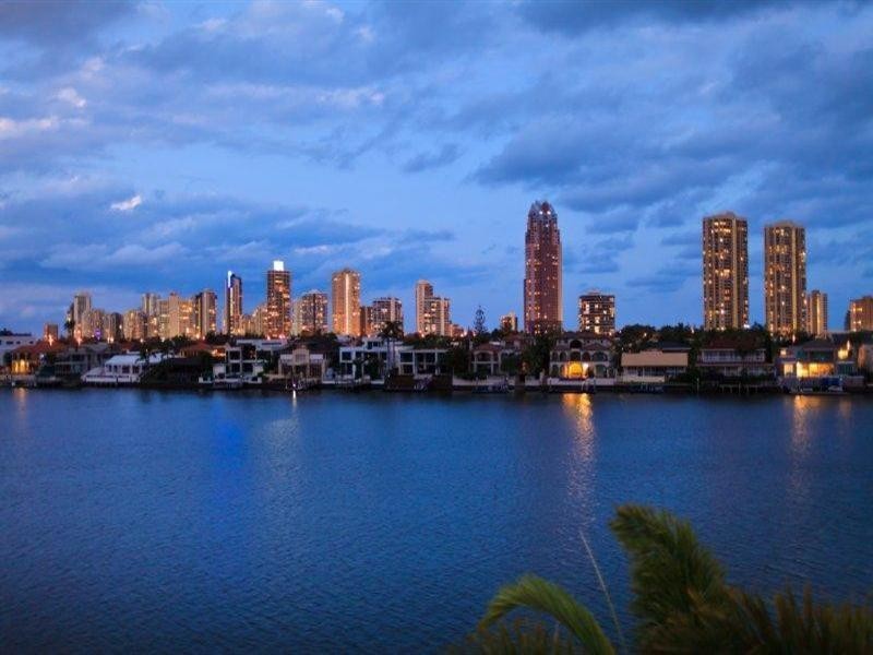 15 Southern Cross Drive, Surfers Paradise QLD 4217