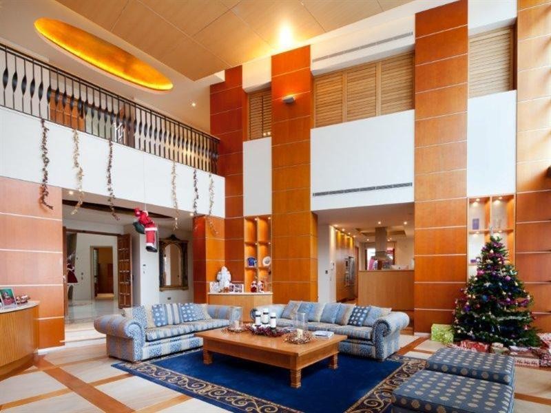 15 Southern Cross Drive, Surfers Paradise QLD 4217