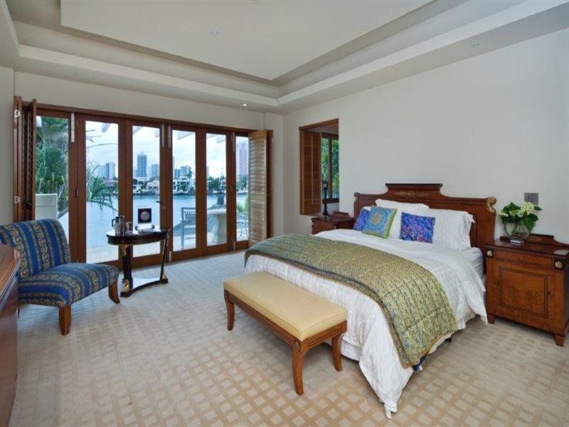 15 Southern Cross Drive, Surfers Paradise QLD 4217