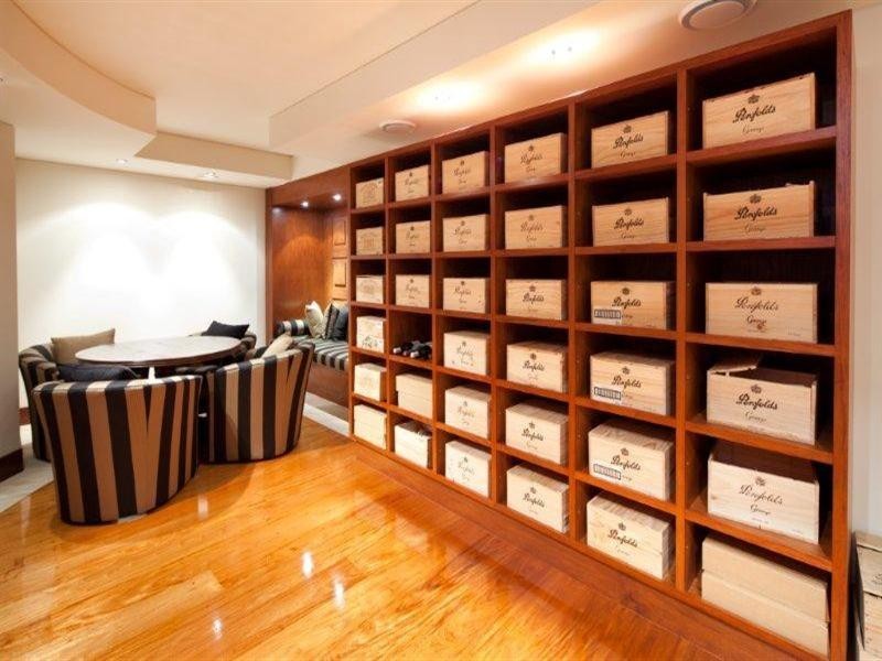 15 Southern Cross Drive, Surfers Paradise QLD 4217