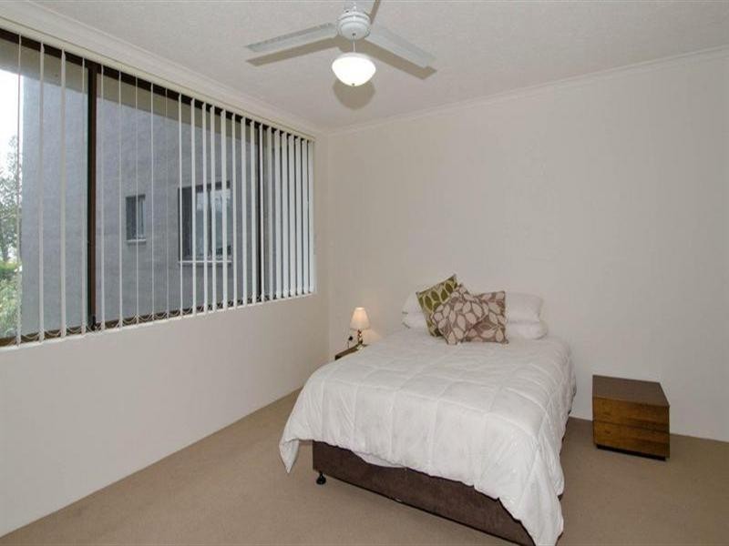 3& 25 3355 Gold Coast Highway, Surfers Paradise QLD 4217