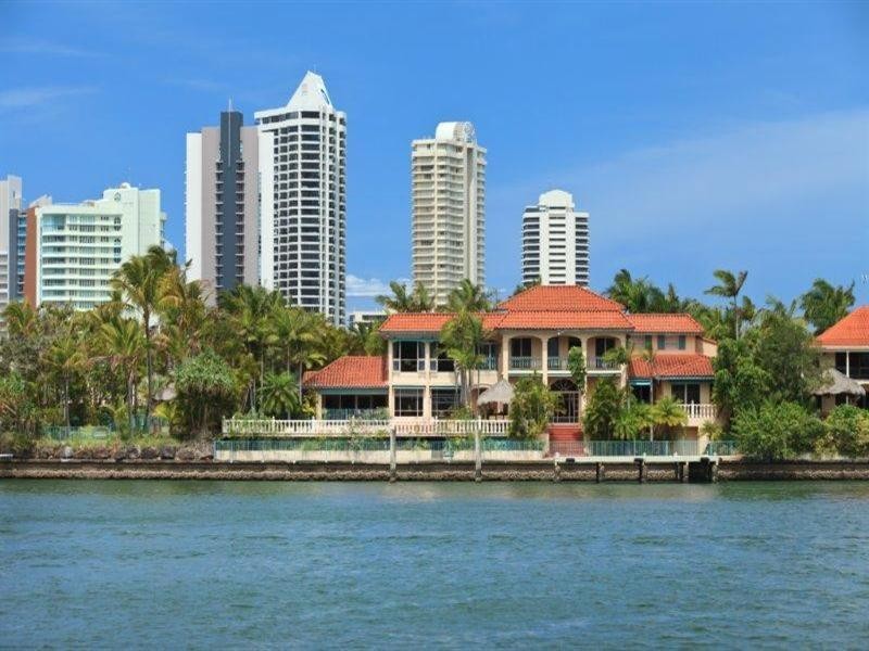 113 Commodore Drive, Surfers Paradise QLD 4217