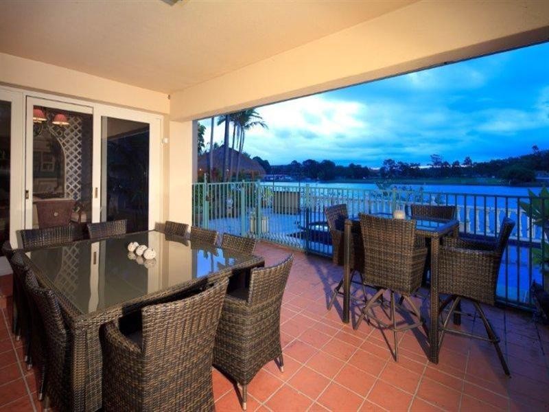 113 Commodore Drive, Surfers Paradise QLD 4217