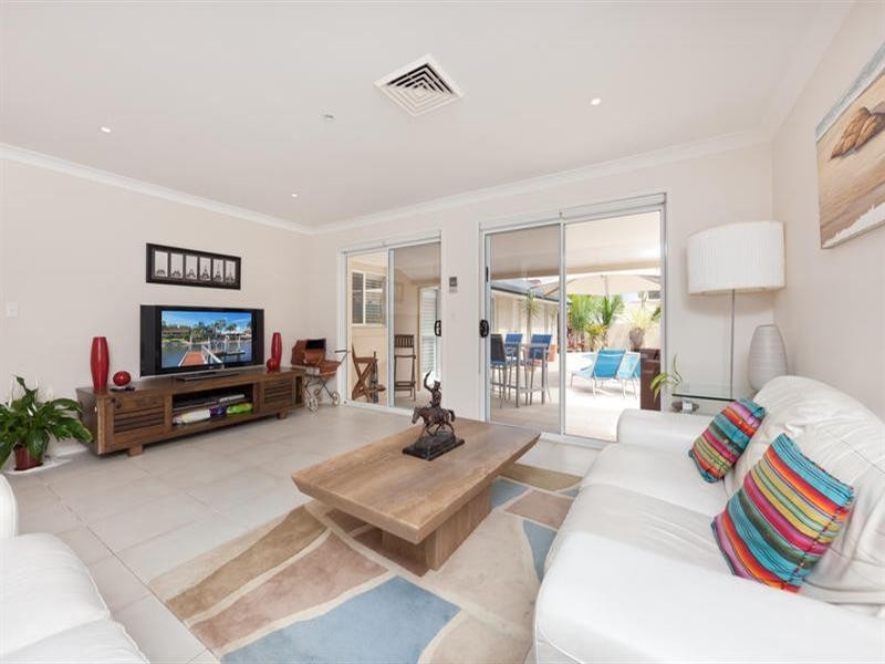 10 Dirk Hartog Place, Hollywell QLD 4216