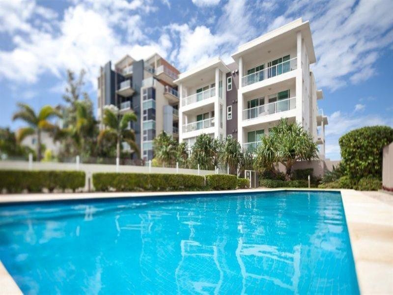 8/397 Golden Four Drive, Tugun QLD 4224