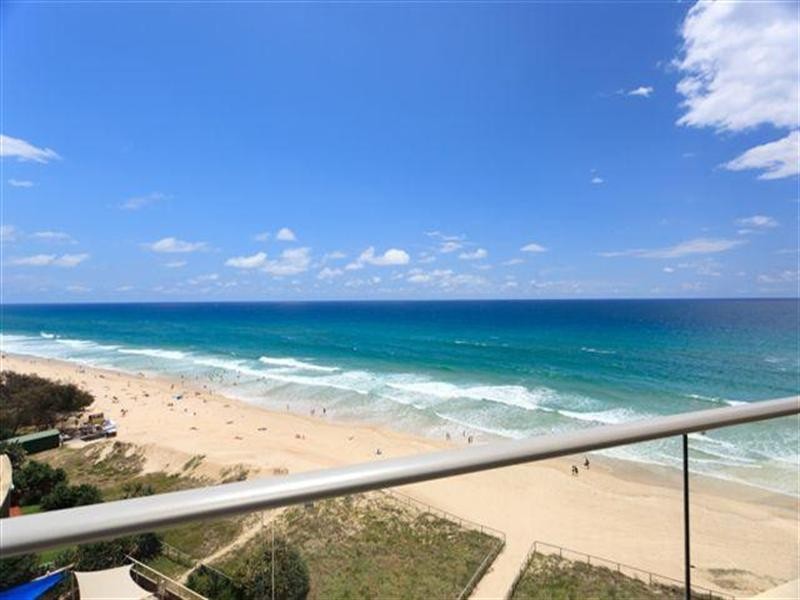 25 Northcliffe Terrace, Surfers Paradise QLD 4217