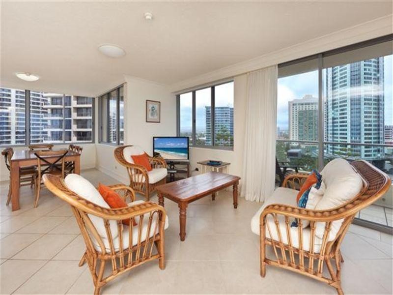 25 Northcliffe Terrace, Surfers Paradise QLD 4217