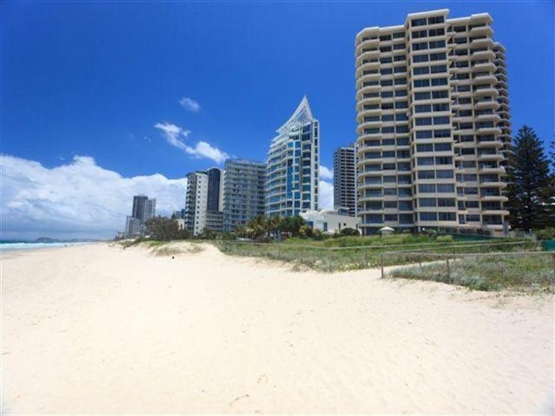25 Northcliffe Terrace, Surfers Paradise QLD 4217