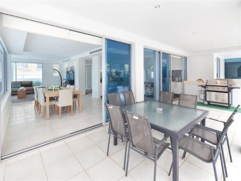 1/114 Pacific Parade, Bilinga QLD 4225