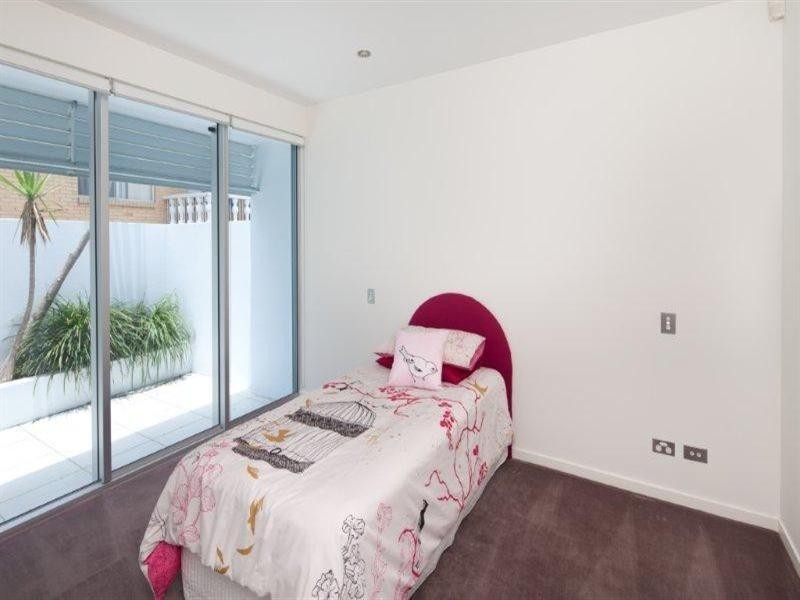 1/114 Pacific Parade, Bilinga QLD 4225