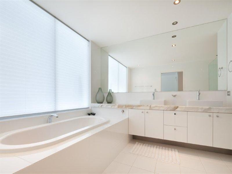 1/114 Pacific Parade, Bilinga QLD 4225