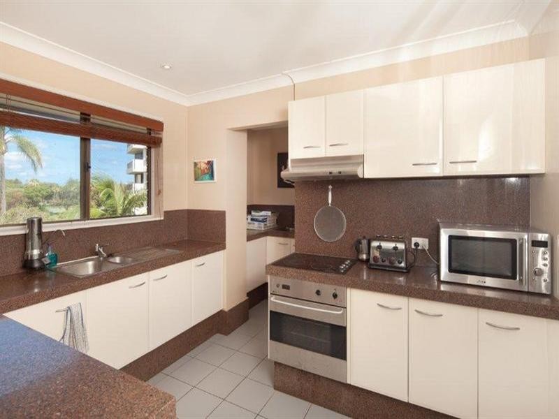 5 Kings Row North. 22 Commodore Drive, Surfers Paradise QLD 4217