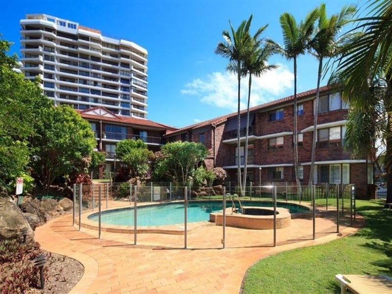 5 Kings Row North. 22 Commodore Drive, Surfers Paradise QLD 4217