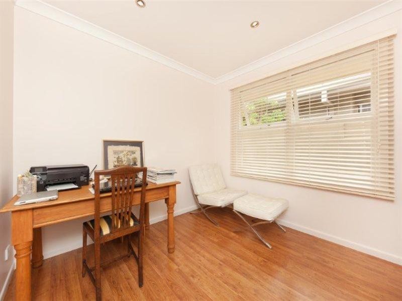 25 Brindisi Avenue, Isle Of Capri QLD 4217