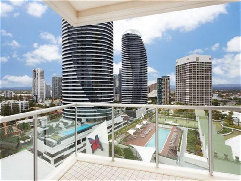 159 Old Burleigh Road, Broadbeach QLD 4218