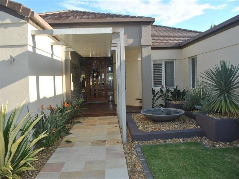 1100 Beechwood Drive, Hope Island QLD 4212