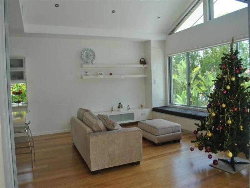 1100 Beechwood Drive, Hope Island QLD 4212