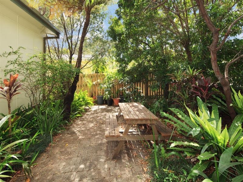 39 Dowling Drive, Southport QLD 4215