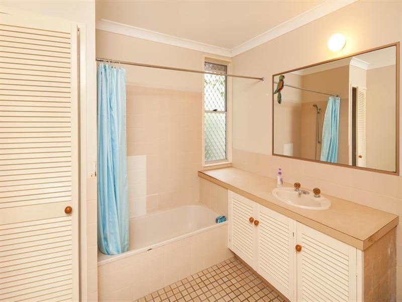 39 Dowling Drive, Southport QLD 4215