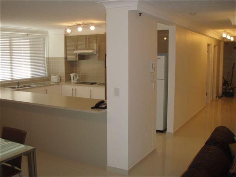 30 Laycock Street, Surfers Paradise QLD 4217