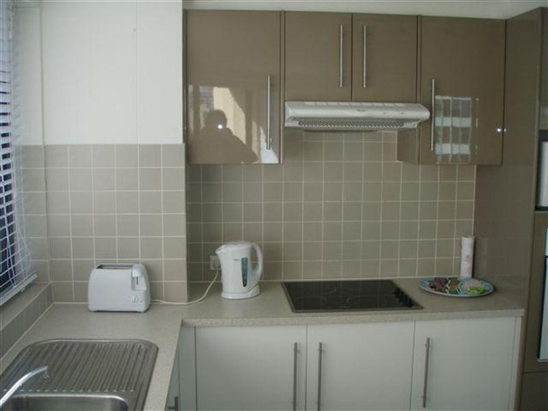 30 Laycock Street, Surfers Paradise QLD 4217