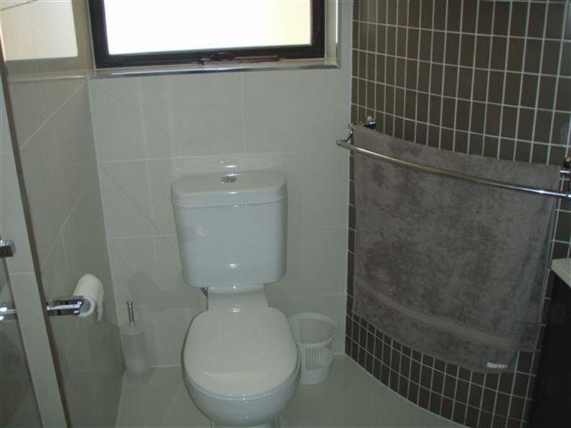 30 Laycock Street, Surfers Paradise QLD 4217