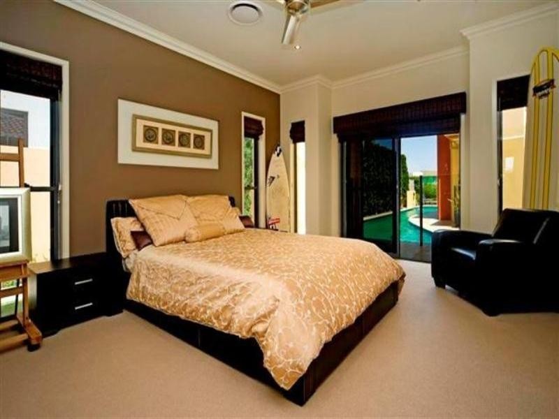 2329 Cressbrook Drive, Hope Island QLD 4212