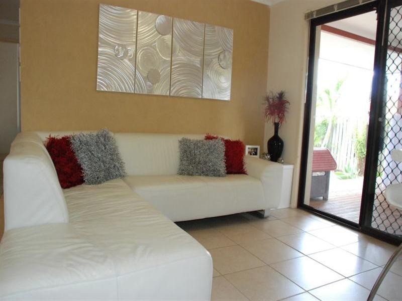 8 Robe Court Helensvale, Helensvale QLD 4212