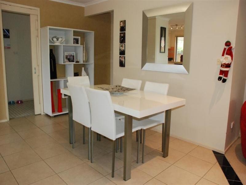 8 Robe Court Helensvale, Helensvale QLD 4212