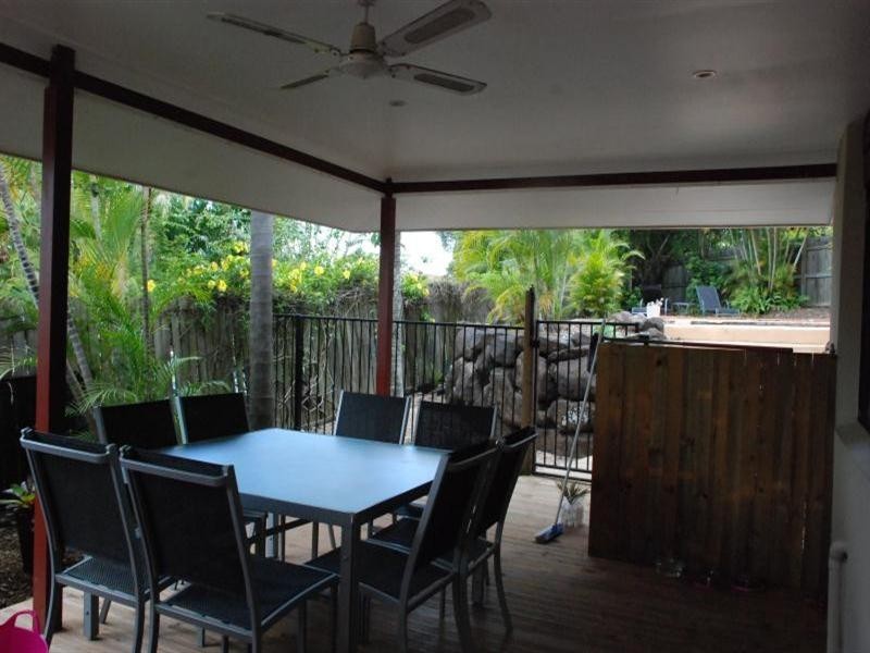 8 Robe Court Helensvale, Helensvale QLD 4212