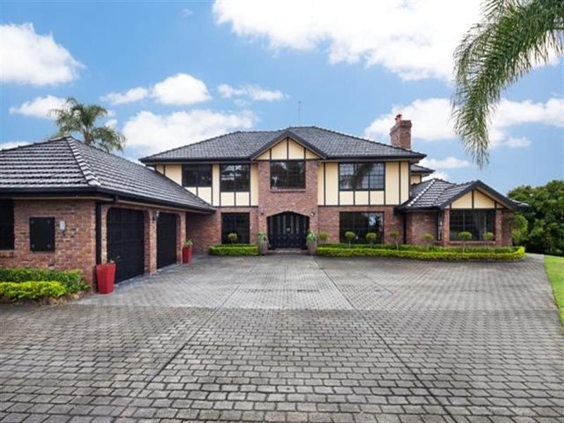 8 Duchess Court, Tallai QLD 4213